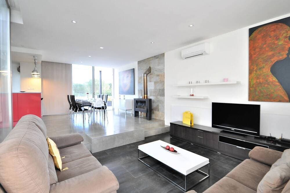 Foto 6 von 30: Moderna Villa cerca del golf y con piscina privada, ideal para familias - ofert