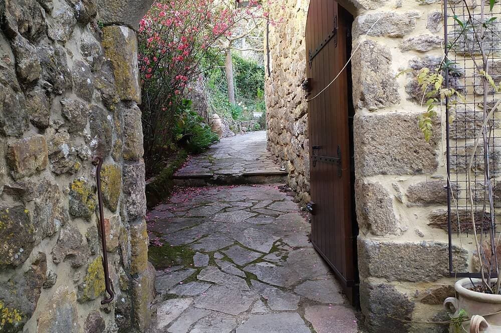 Foto 13 von 30: Grande Maison Cevenole en Plein Parc Naturel Ardechois