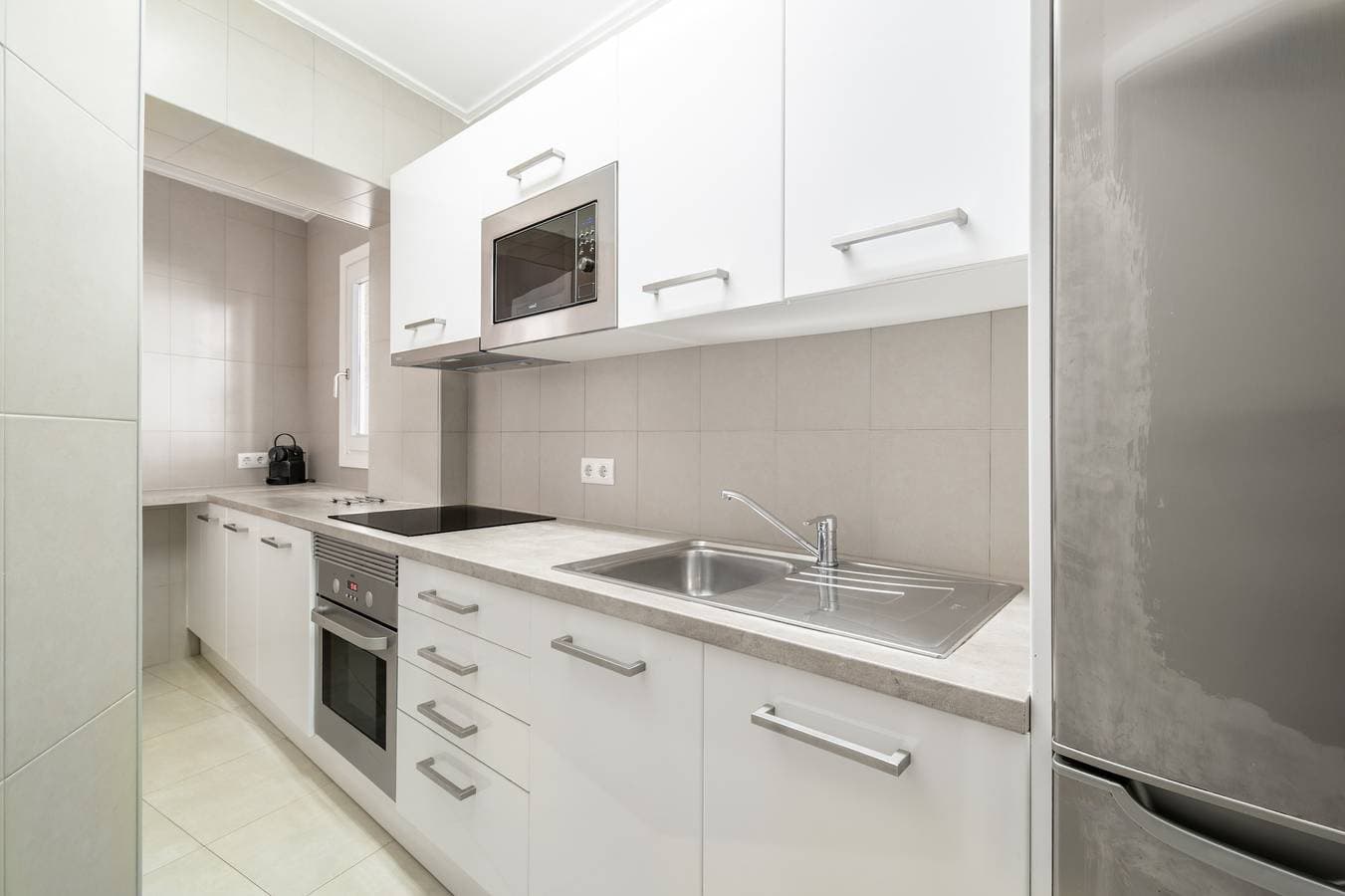 Foto 9 von 19: Ferienwohnung 'Ses Roques' mit Meerblick, Wi-Fi und Klimaanlage