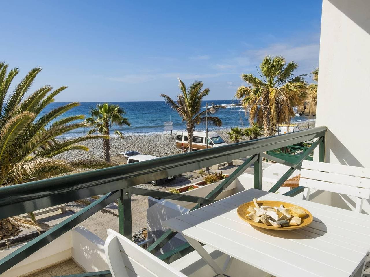 Live Tajao frente a la playa 1
