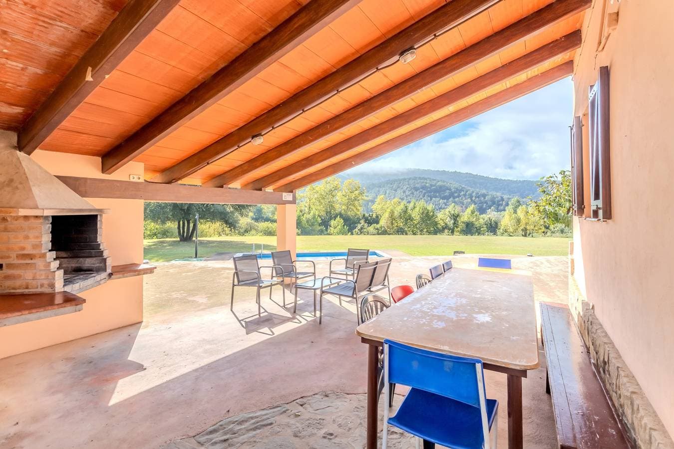 Foto 4 von 30: Finca 'Can Mestrehumà' mit privatem Pool, privater Terrasse und privatem Garten