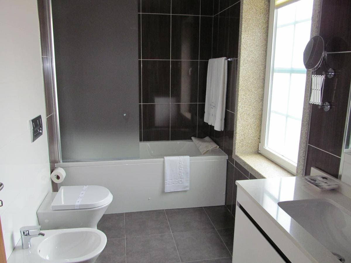 Foto 5 von 9: Triple Room with Balcony