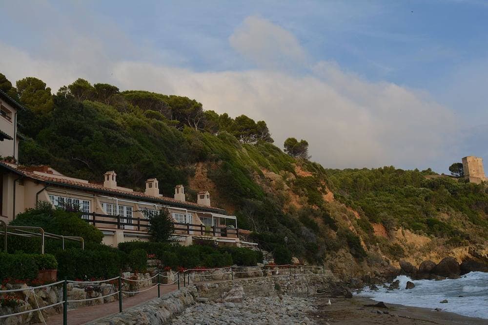 Foto 5 von 30: Eine erstaunliche Ferienwohnung direkt am Meer in der Toskana Monte Argentario Blick