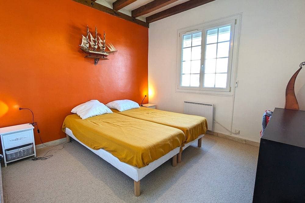 Foto 2 von 30: House for 12 to 18 people close to the sea