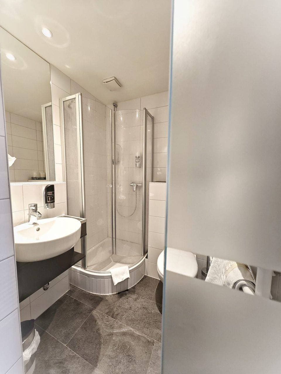 Foto 7 von 8: Goethe Schwarzwald Boutiquehotel - Doppelzimmer Standard