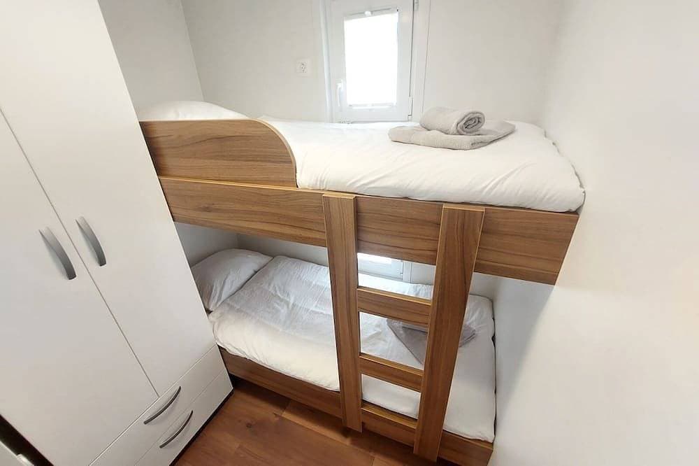 Foto 5 von 28: Oliva House Boat - Unique Experience near Beaches, Amenities, Fun and History