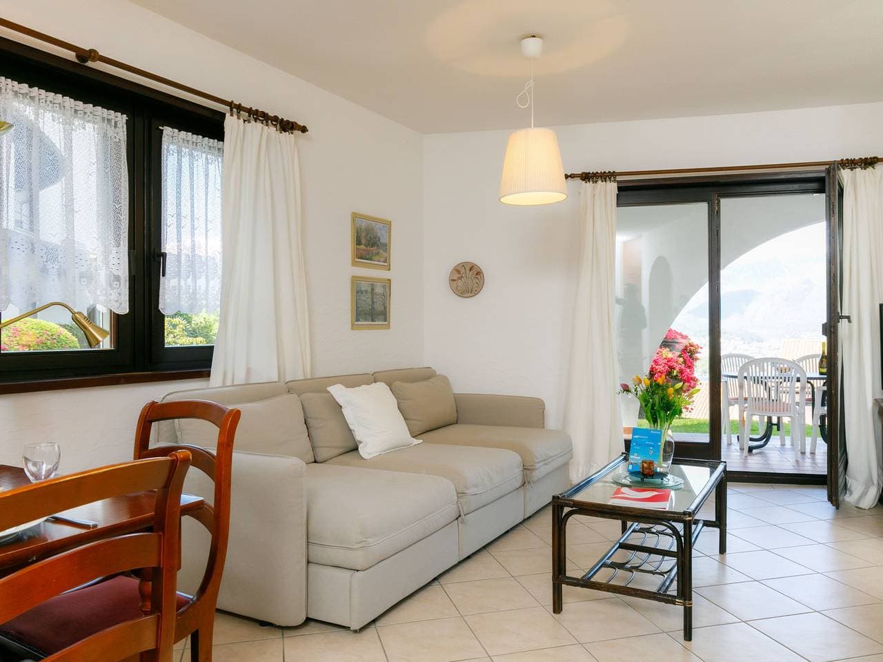 Foto 3 von 25: Residenza Miralago Apt. A4