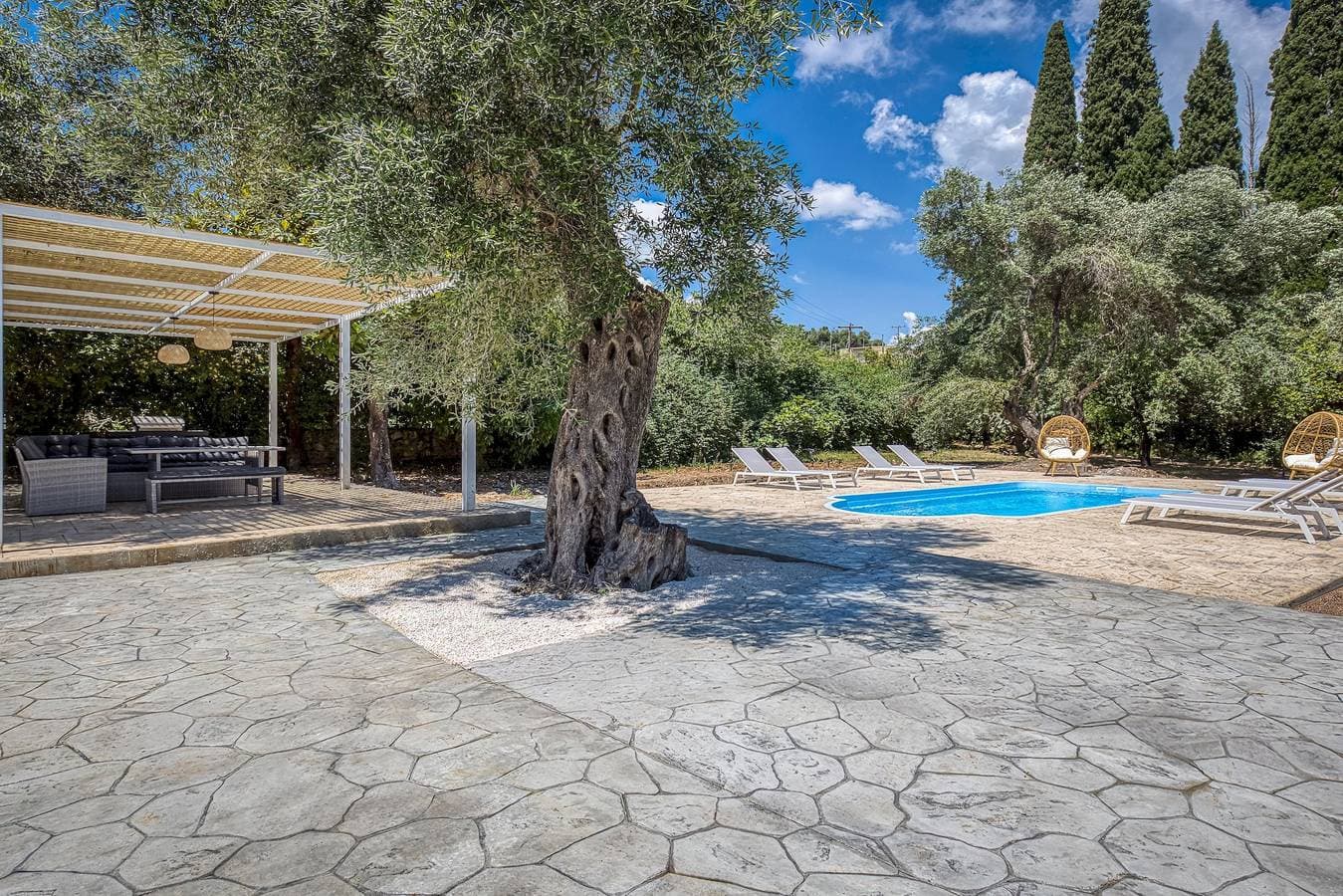 Foto 13 von 62: Villa für 8 Personen mit Pool