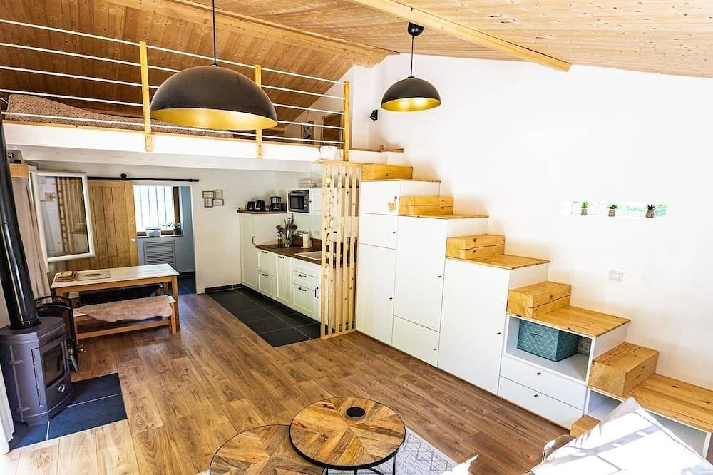 Foto 12 von 30: Une Maison Tout Confort, son Grand Terrain Nature et sa Piscine Juste Pour Vous!