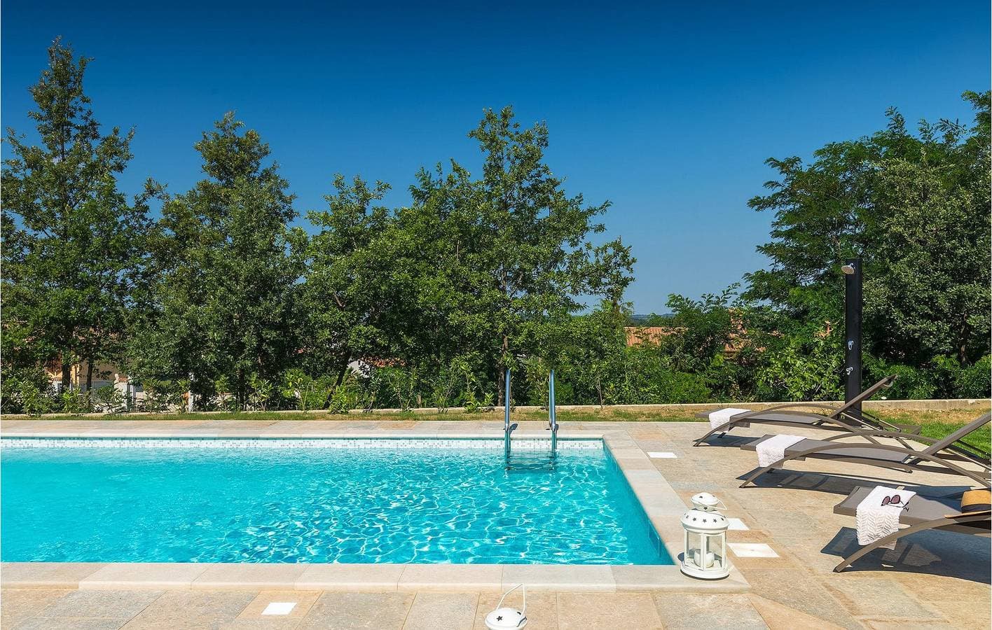 Foto 12 von 47: Geräumige 2-Zimmer-Wohnung mit Pool in der Nähe des Stadtzentrums von Pazin