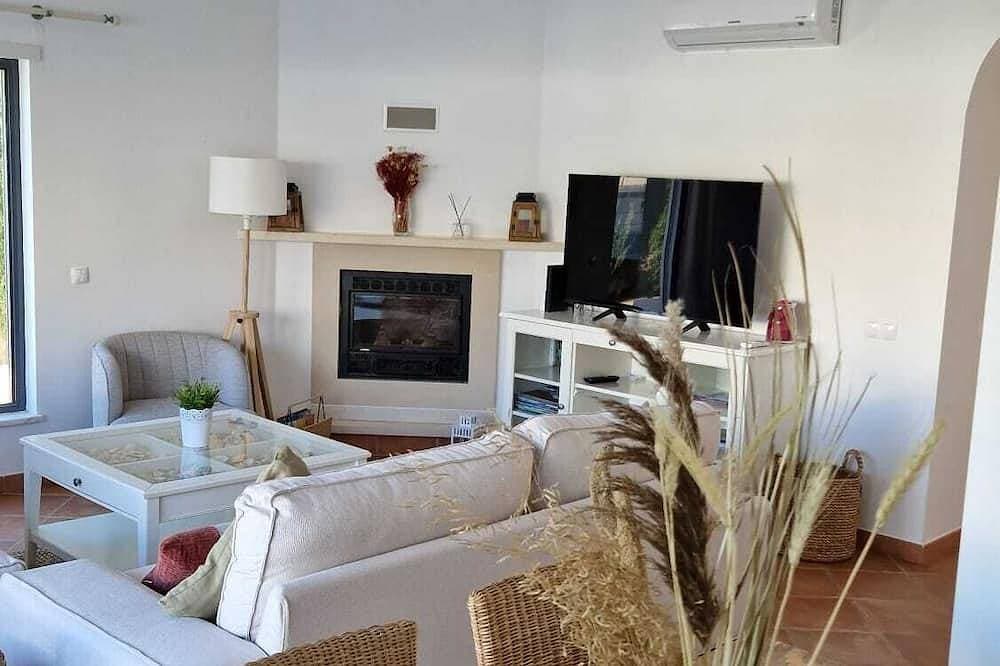 Foto 7 von 30: Haus am Strand, Manta Rota, Algarve (Privater Pool, Grill im Freien, Free Wifi, AC ..)