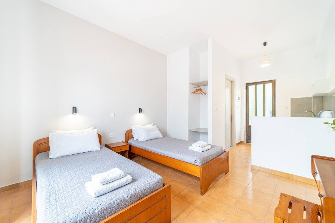 Foto 12 von 28: Apartment „Saint Peter Bay – Standard Room“ mit Gemeinschaftspool, Terrasse & WLAN