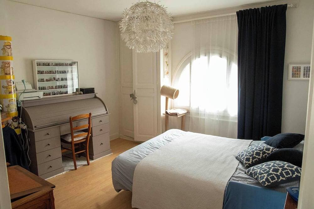 Foto 2 von 13: Apt with garden and parking on the banks of the Seine in front of the cathedral