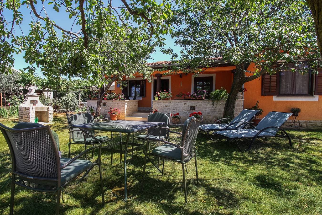 Foto 6 von 32: Ferienhaus Klen * ruhige Lage, großer Garten, Terrasse, WLAN