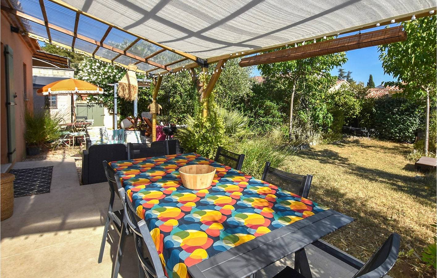 Foto 8 von 20: Reizende 80 m² große Wohnung mit Pool, Parkplatz und nur wenige Schritte von den Restaurants der Umgebung entfernt