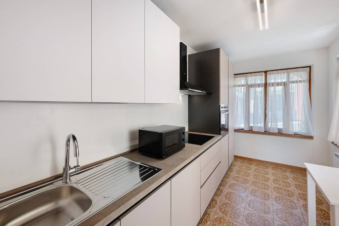 Foto 12 von 39: Ferienwohnung 'Ca' Due Cuori' mit Seeblick, WLAN und Klimaanlage