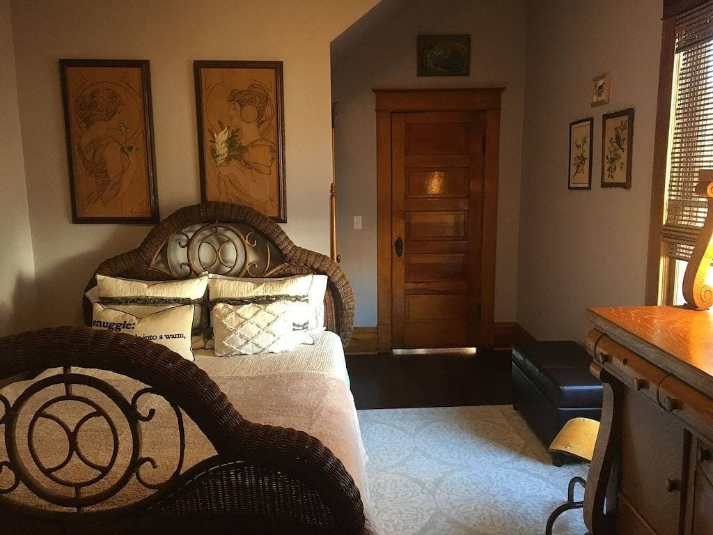 Foto 6 von 40: Großes Bauernhaus in der Nähe der Innenstadt von Palisade - Perfekt für Gruppen! Haustier & 420-freundlich!