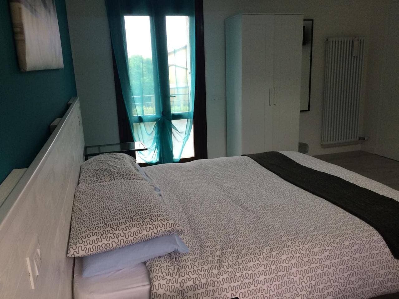 Foto 9 von 10: Double Room with Private Bathroom