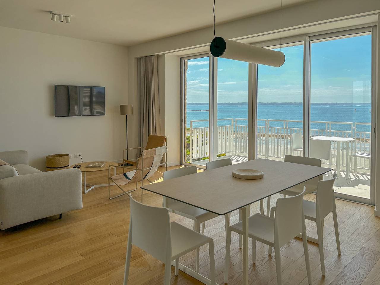 Foto 2 von 38: Toenno T3 · T3 Luxury Apartment with Sea View