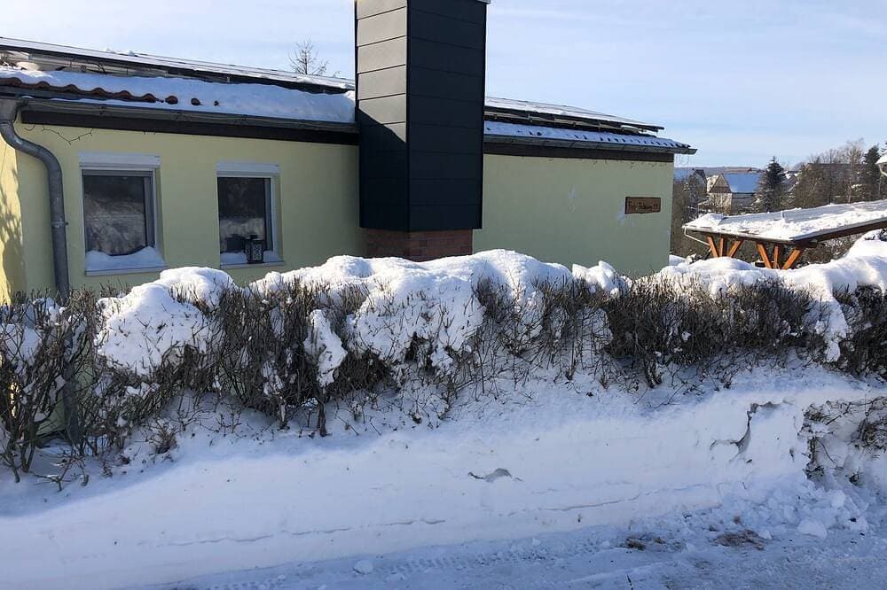 Foto 10 von 30: Große familienfreundliche Ferienwohnung / Ferienhaus mit Terrasse,
