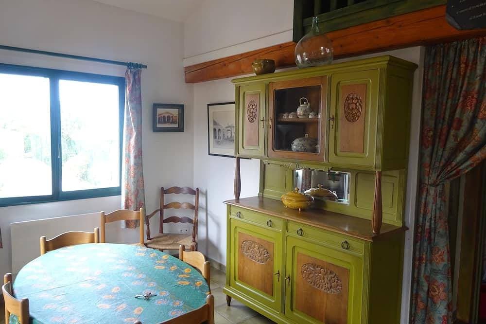 Foto 7 von 16: Authentic village house with