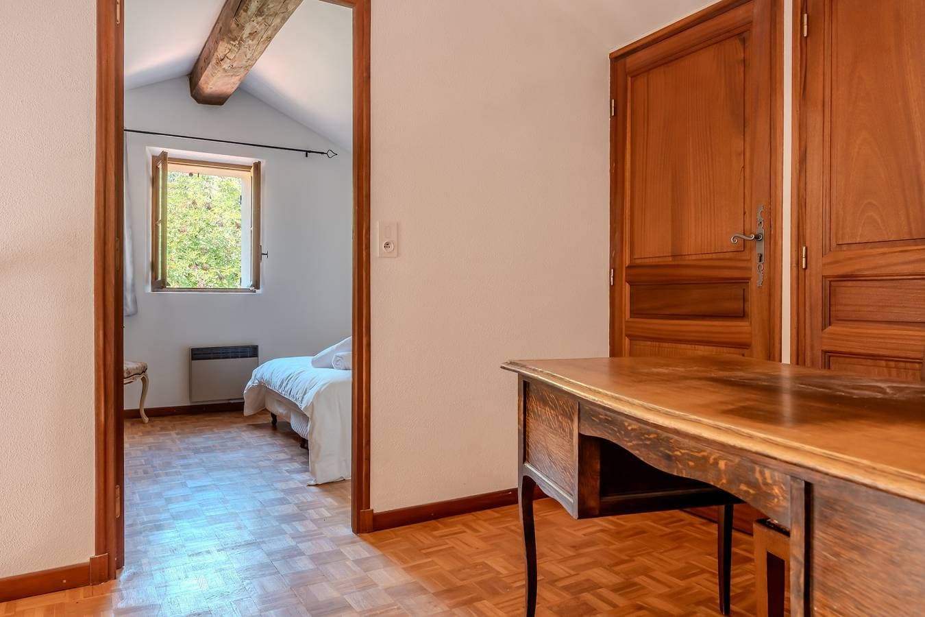 Foto 12 von 22: Ferienhaus 'Notre Dame' mit Bergblick, privater Terrasse und WLAN