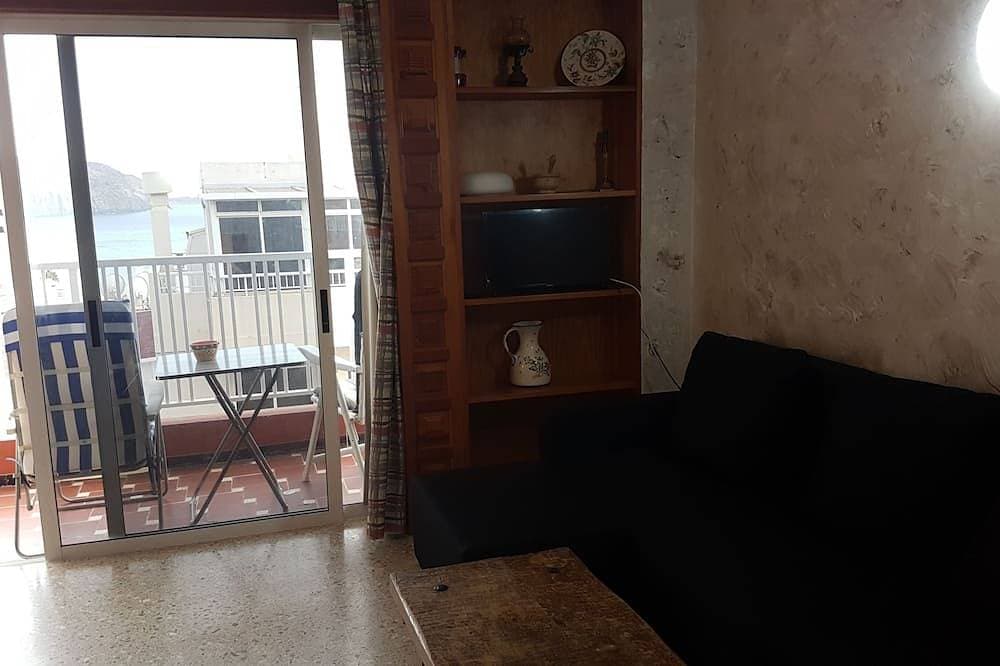Foto 6 von 23: Sunny & Ocean View Apartment