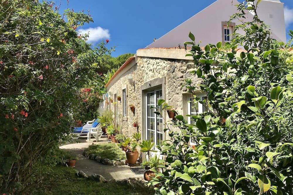 Foto 12 von 30: Romantische Villa w / Terrasse und Pool, absolute Privatsphäre