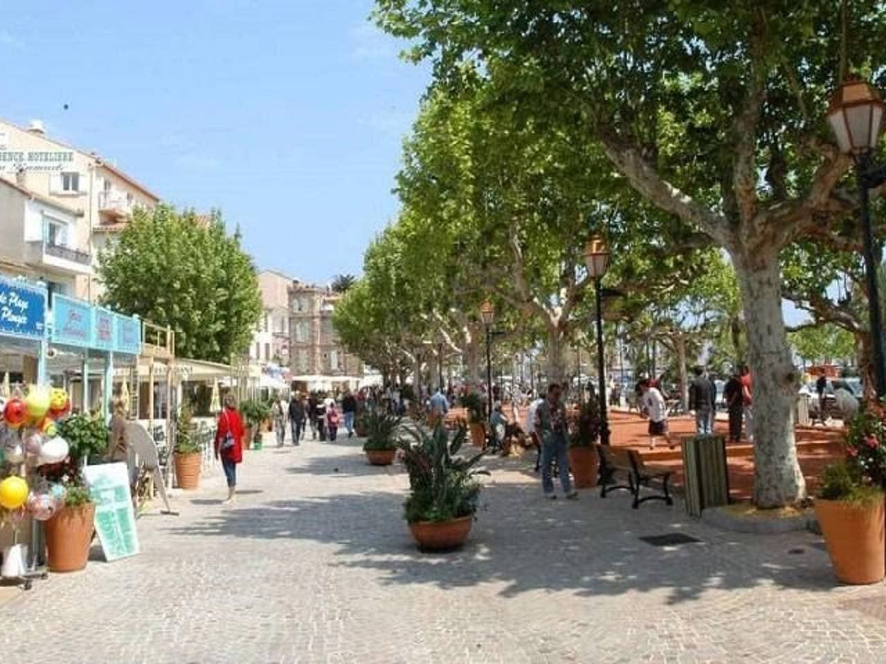 Foto 11 von 12: Studio für 3 mit Klimaanlage und Parkplatz am Strand von Lavandou