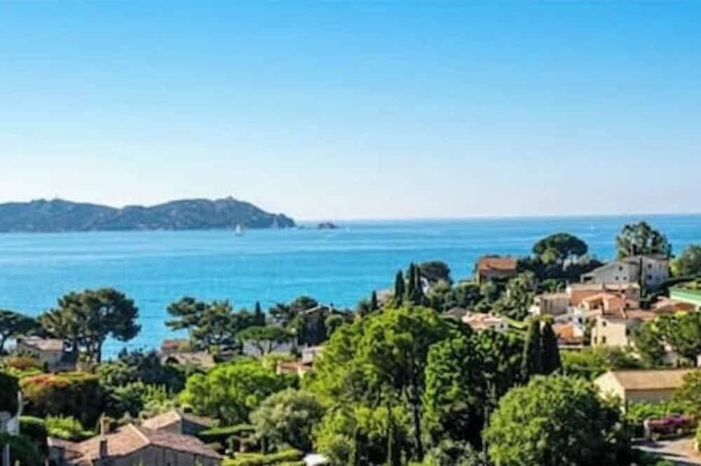 Foto 13 von 29: Sunset rooftop du Pradon: private Jacuzzi & sea view