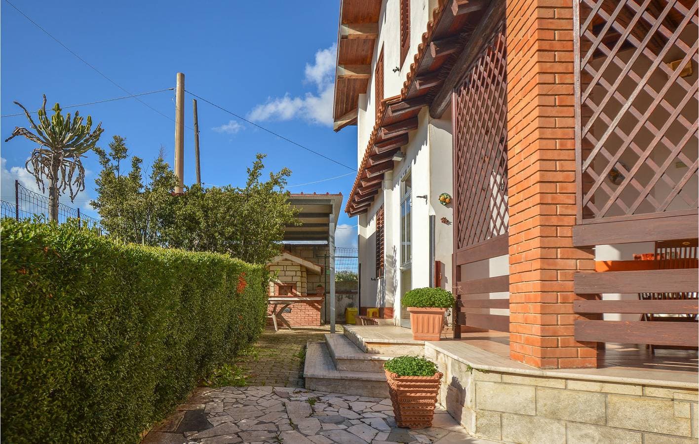 Foto 3 von 25: Klimatisierte Wohnung mit Terrasse, Parkplatz und Internet | 400m zum Strand