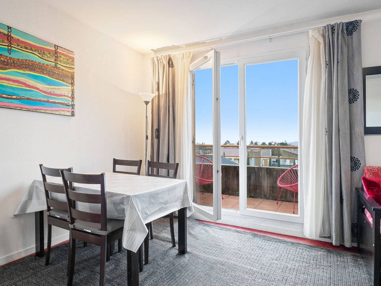 Foto 4 von 15: Reizende Ferienwohnung in Grasse mit Pool, Balkon und in der Nähe von Sehenswürdigkeiten