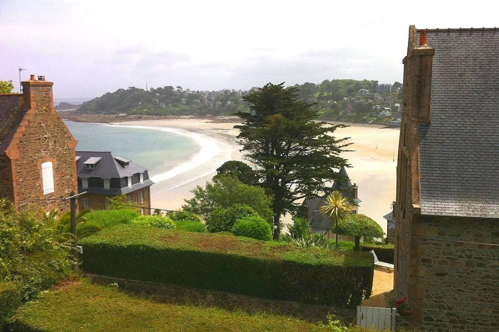 Atemberaubende Aussicht auf den Strand von Trestraou 1