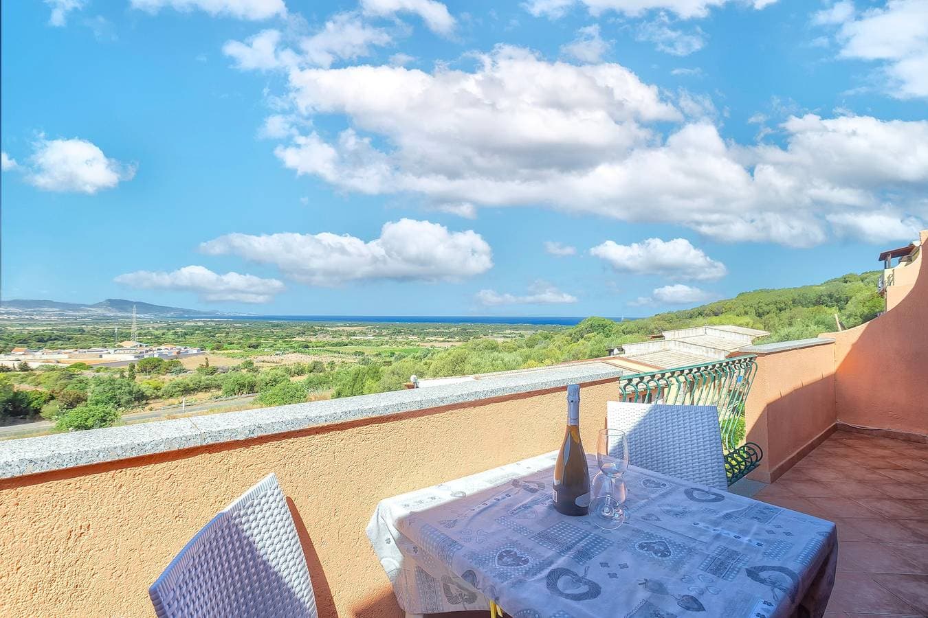 Foto 2 von 30: Ferienhaus 'Calypso Sea View Holiday House 2' mit Meerblick, WLAN und Klimaanlage
