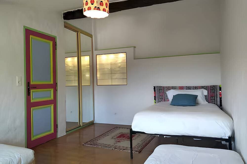 Foto 4 von 19: Villa „Lou Peiraverde“ mit privatem Pool, Terrasse und WLAN