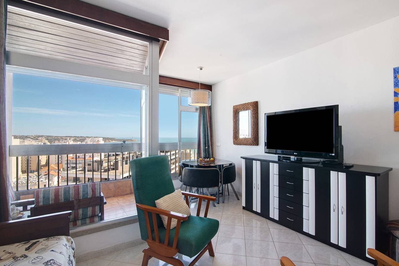 Beach Apartment with Ocean view 1