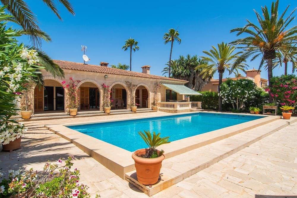 Lovely home in Cala Pi with private swimming pool, can be inside or outside 1