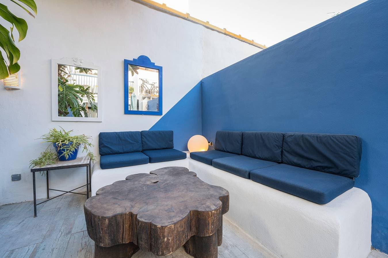 Foto 3 von 44: Ferienhaus 'Bluehouseportixol' mit privatem Patio, fahrradfreundlich, Marina & Strand/Bucht Palma
