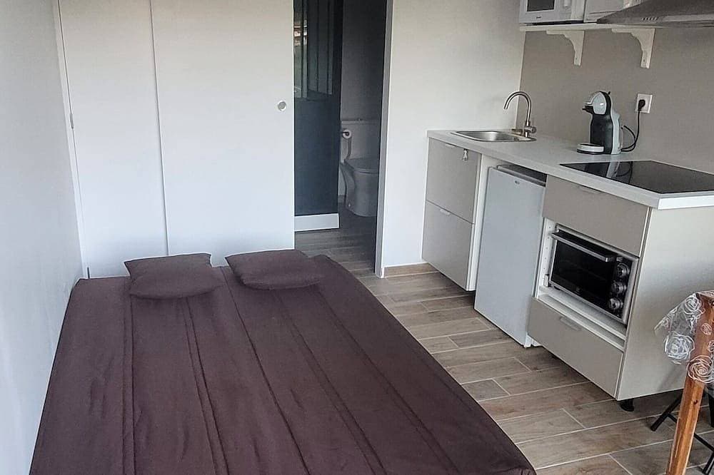 Foto 2 von 7: Charmant Studio Avec Terrasse et Accès Jardin