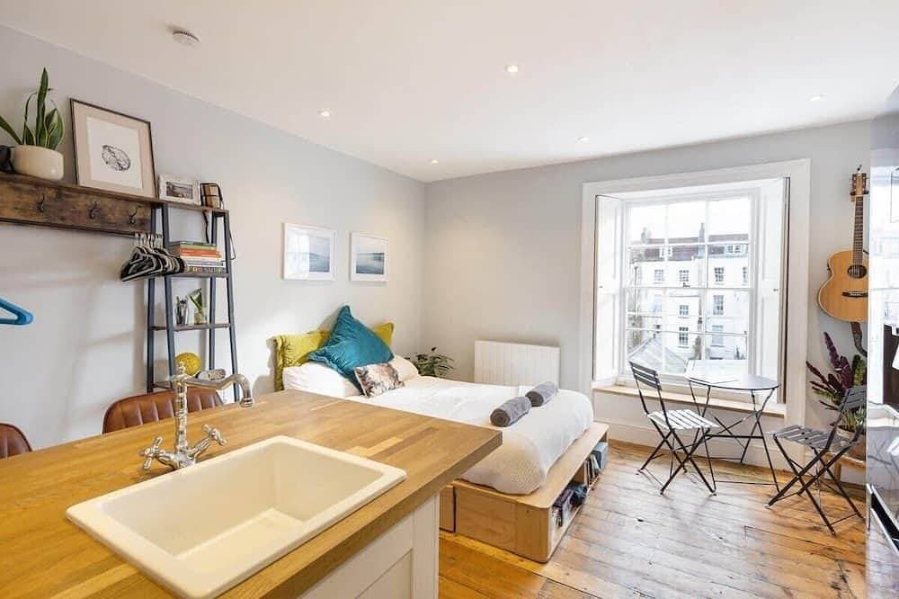 Foto 7 von 16: Stylish Flat on Beautiful Clifton Street, Parking