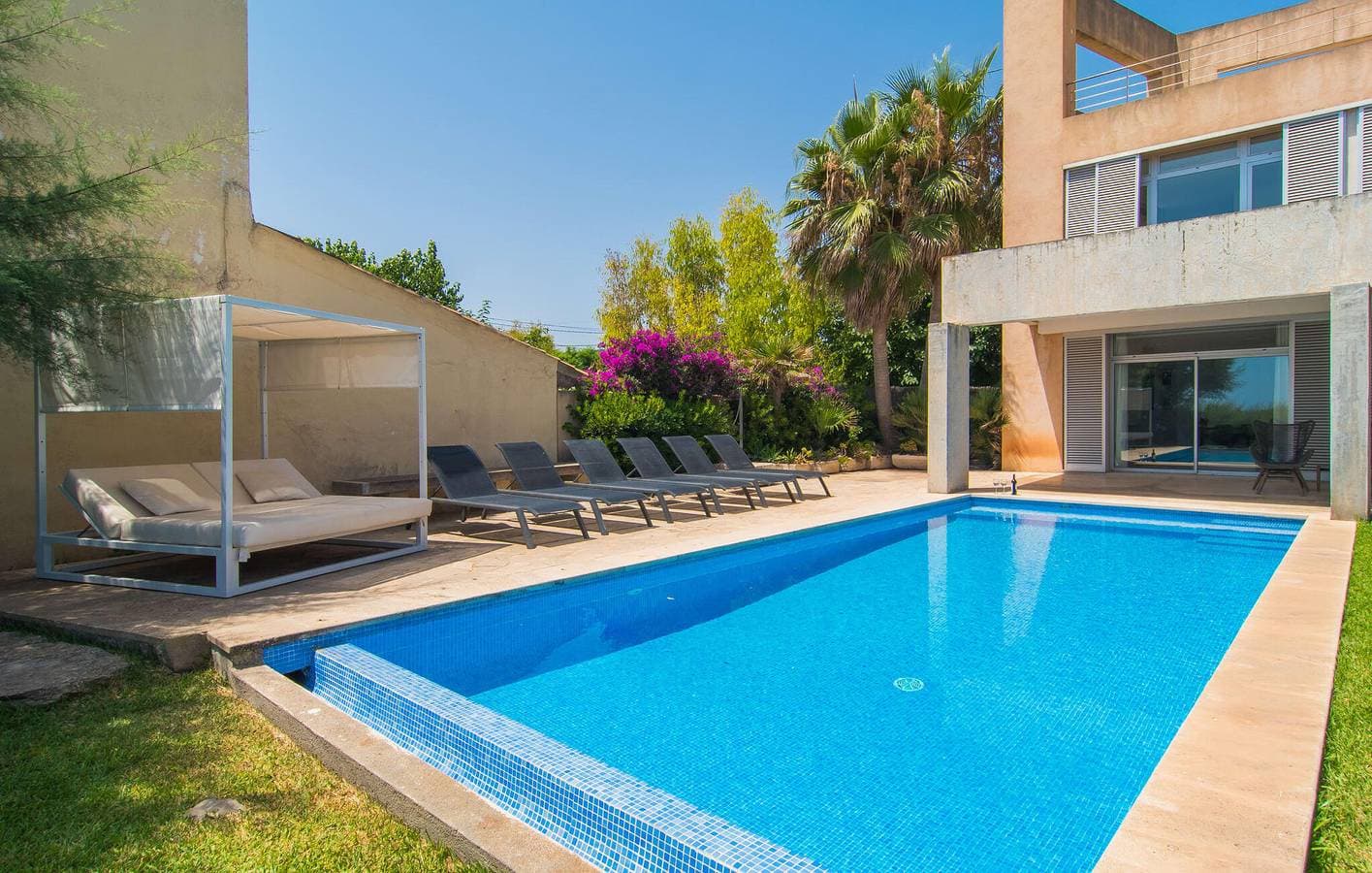 Foto 6 von 41: Apartment mit Meerblick, Pool und Terrasse, 700 m zum Strand Sa Marjal