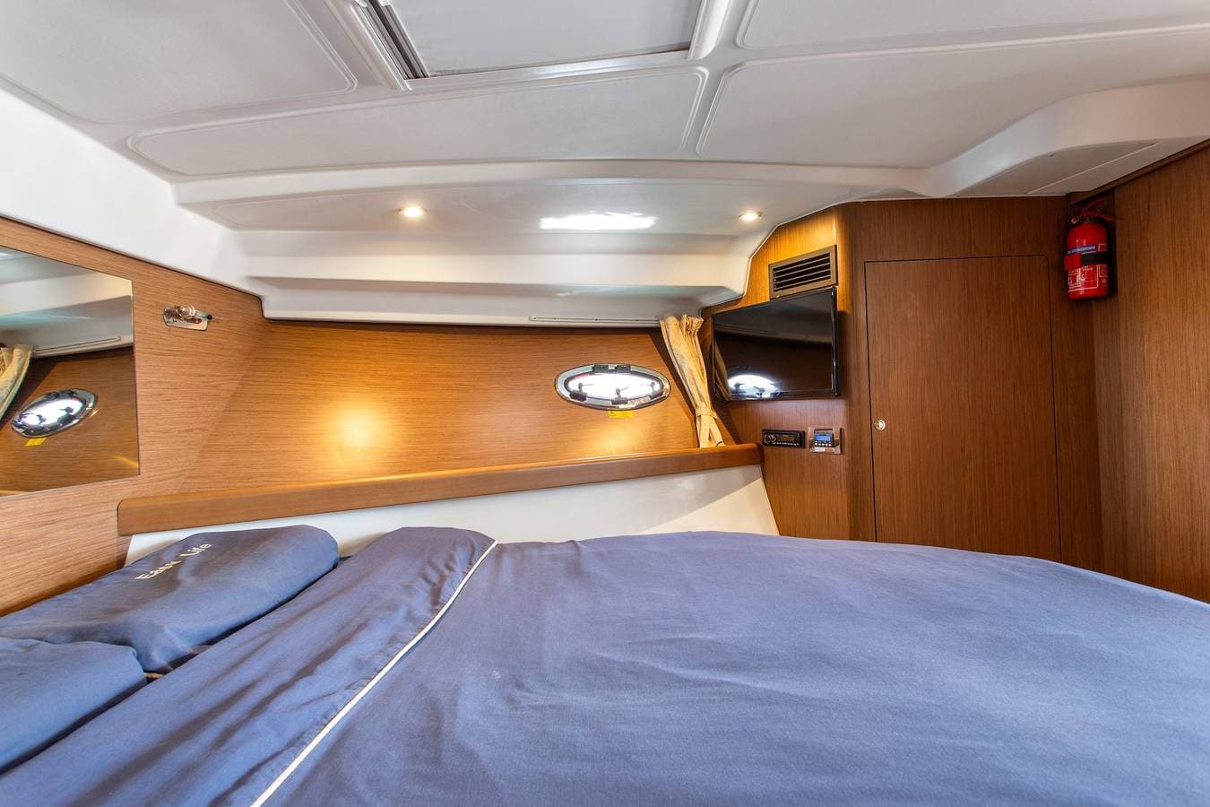 Foto 9 von 28: 'Charmante Yacht' mit Meerblick, WLAN und Klimaanlage