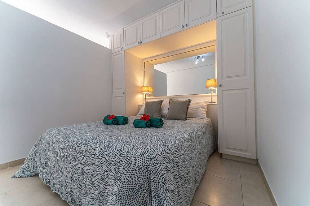 Apartamento en Complejo Royal Garden A03, Junto a la Playa 1