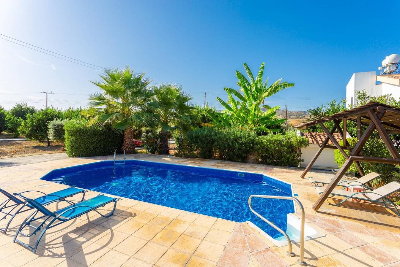 Foto 6 von 31: Villa für 4 Personen mit Terrasse