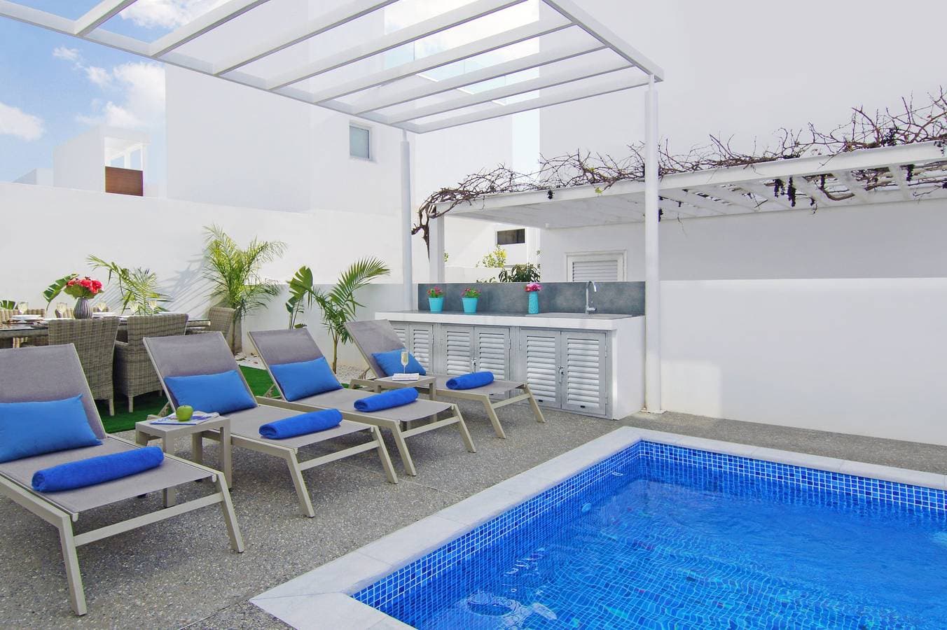 Foto 13 von 43: Villa für 7 Personen mit Garten