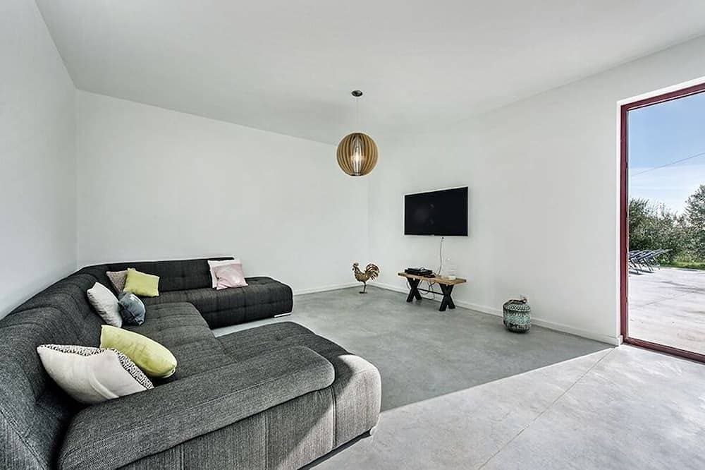 Foto 10 von 30: Einzigartiges 6-Bett-Zimmer Villa Albufeira mit privatem Pool Perfekt für bis zu 14 Personen
