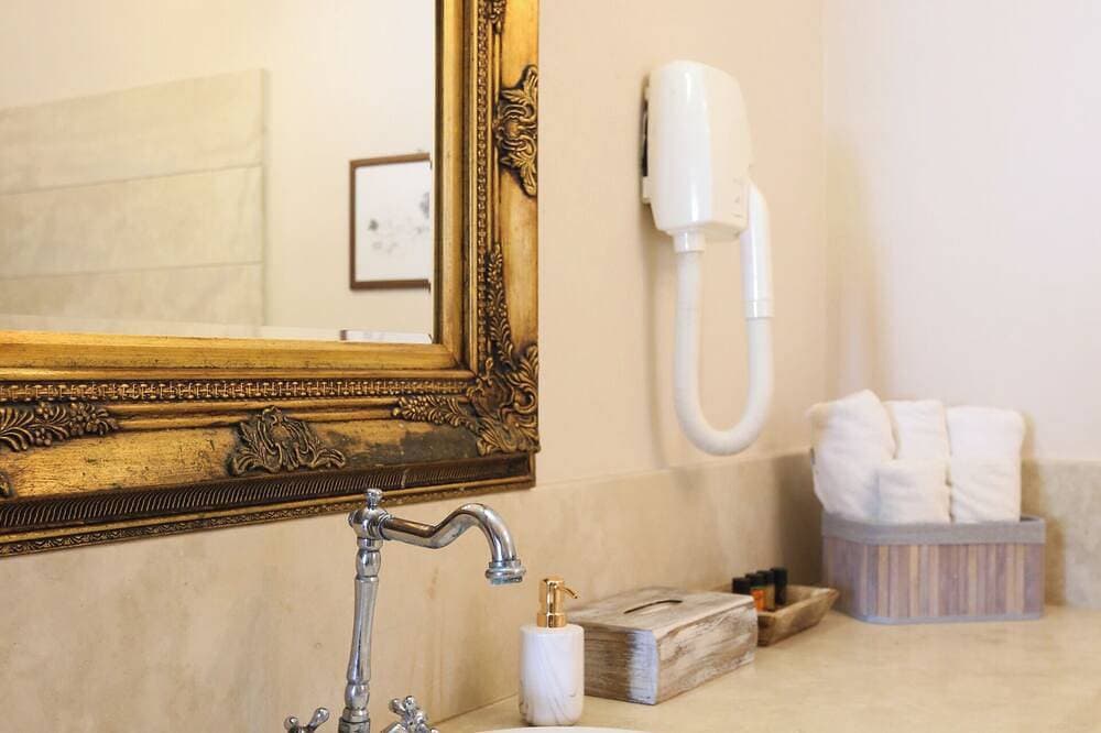Foto 10 von 30: Traditional villa in a serene environment with amazing sea view in Listaros