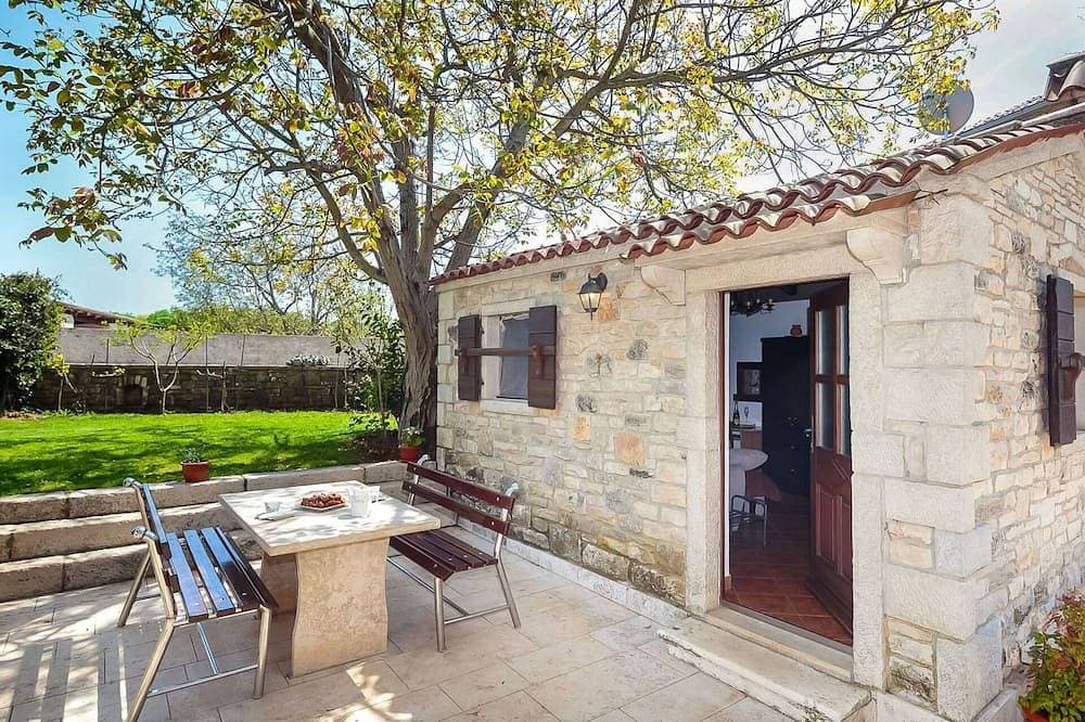 Atemberaubendes alleinstehendes Ferienhaus für 2 Personen mit Klimaanlage,  W-Lan, TV und Terrasse 1