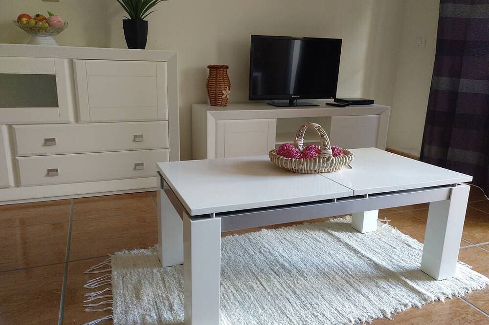 Foto 13 von 30: Komfortable Wohnung mit eigenem Solarium, WLAN und beheizten Swimmingpools
