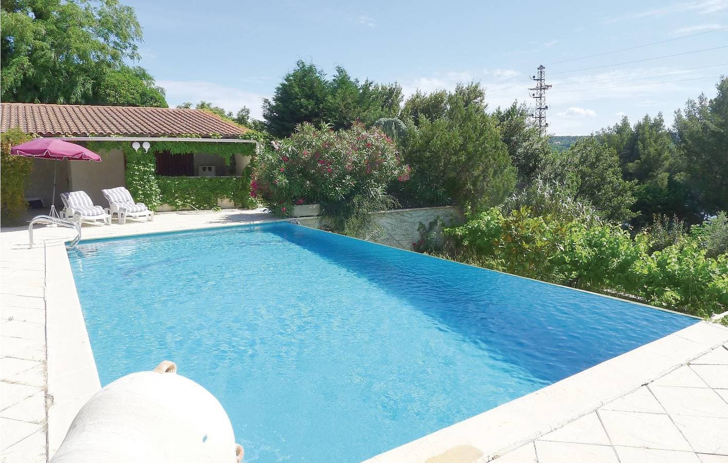 Foto 5 von 23: Appartement am Pool mit AC & WiFi in der Nähe von Saint-Chamas